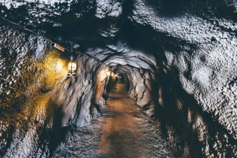 493ad6115eeda962_32_0 493ad6115eeda962_32_0